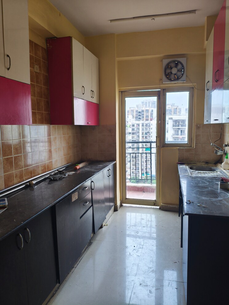 Kitchen, gardenia-golf-city 2 Bedroom 1150 Sq.Ft. Apartment In Sector 75 Noida 9235668