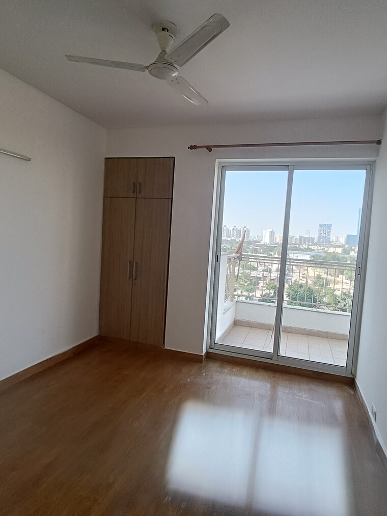 Room, bestech-park-view-spa-next 3 Bedroom 1935 Sq.Ft. Apartment In Sector 67 Gurgaon 9235758