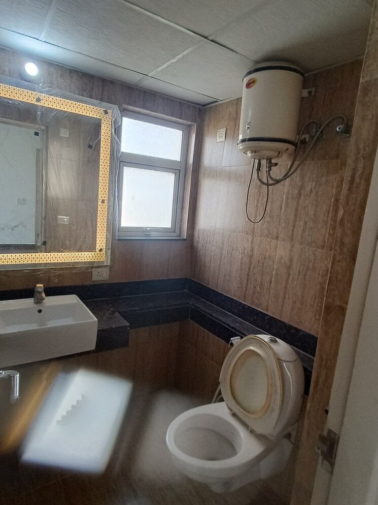 Living Room, bestech-park-view-spa-next 3 Bedroom 1935 Sq.Ft. Apartment In Sector 67 Gurgaon 9235758