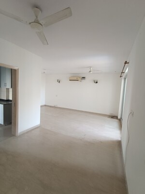 Room in 3 BHK Apartment at Bestech Park View Spa Next, Sector 67 – for Rent