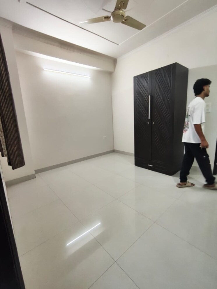 Room, bharat-residency-gurgaon 3 Bedroom 1450 Sq.Ft. Builder Floor In Sector 15 Gurgaon 9235708