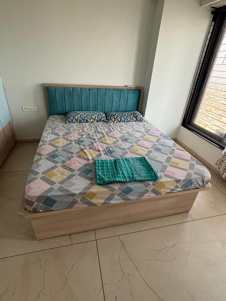 Bedroom, shah-chheda-mahavir-ornate 4 Bedroom 2500 Sq.Ft. Apartment In Kopar Khairane Navi Mumbai 9235761