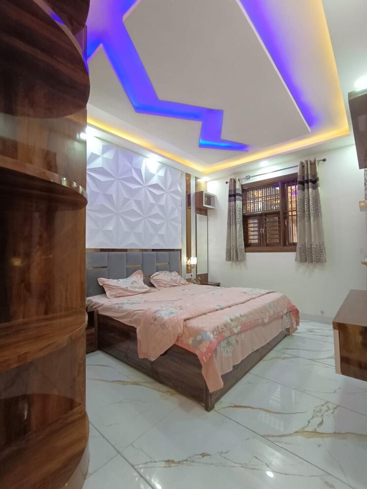 Bedroom, dwarka mor 2 Bedroom 70 Sq.Yd. Builder Floor In Dwarka Mor Delhi 9235762