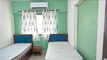 Bedroom in 2 BHK Apartment at Mantri Park, Goregaon East – for Rent