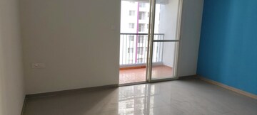Room in 2 BHK Apartment at VTP Leonara, Mahalunge – for Rent