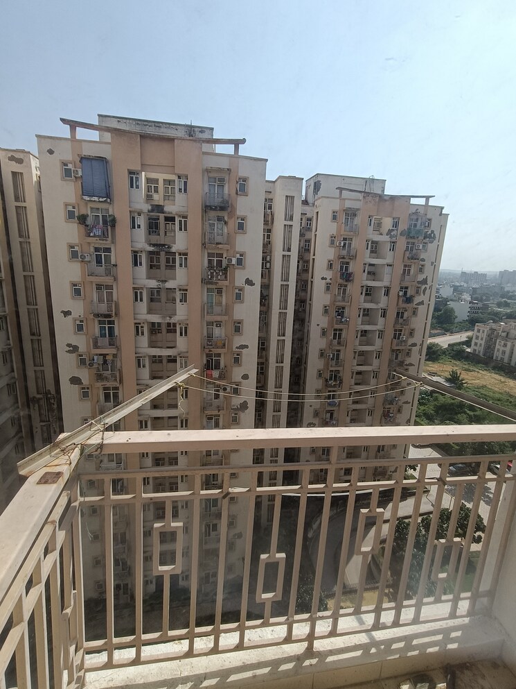 Exterior View, shree-vardhman-mantra 2 Bedroom 800 Sq.Ft. Apartment In Sector 67 Gurgaon 9235820