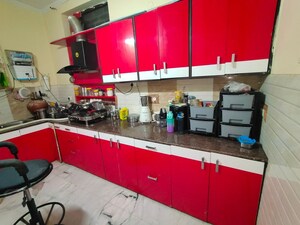 Team Area in 3 BHK Builder Floor at AS Tower, Sector 45 – for Rent