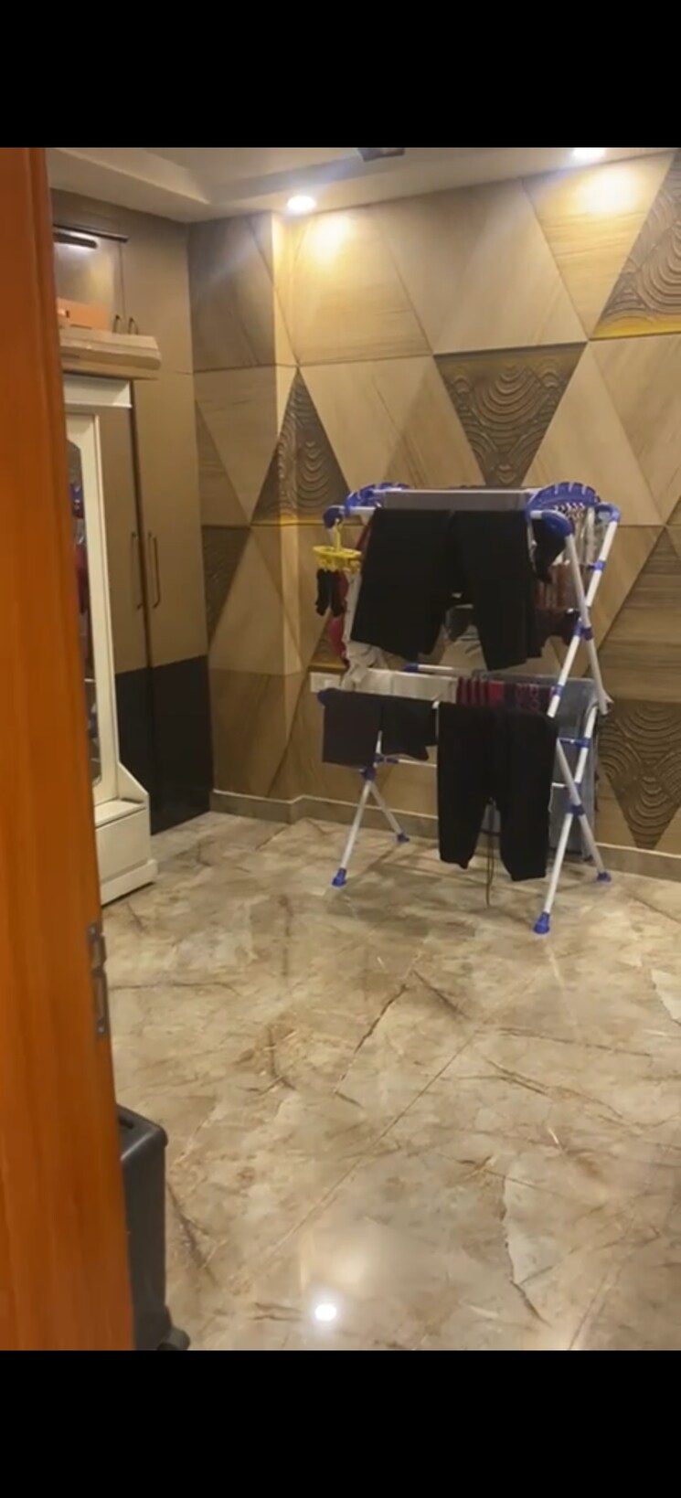 Master Bedroom, dwarka mor 3 Bedroom 85 Sq.Yd. Builder Floor In Dwarka Mor Delhi 9235794