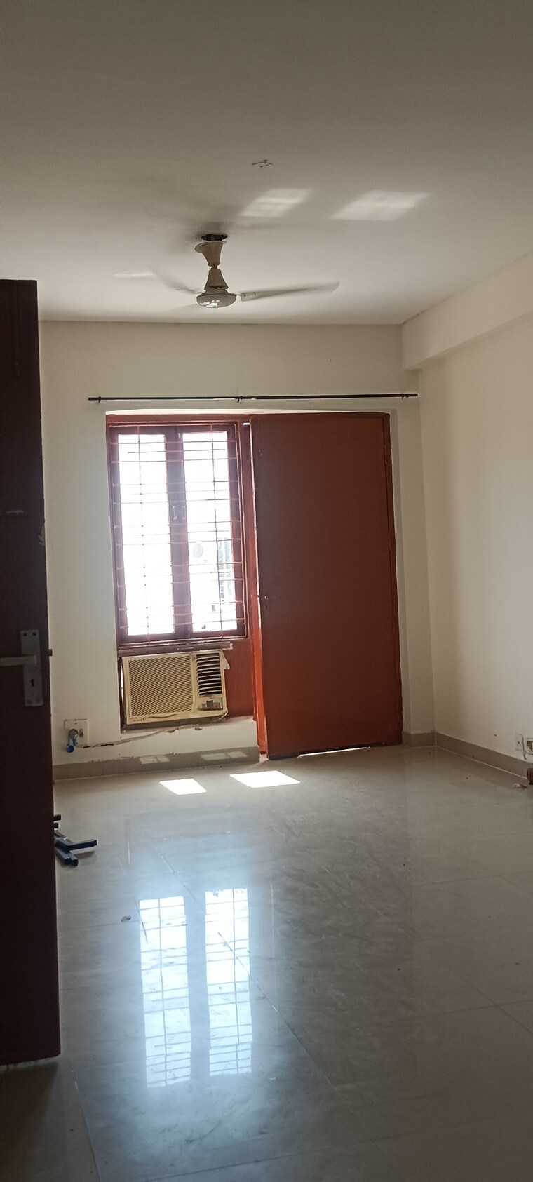 Room, m2k-the-white-house 2.5 Bedroom 1350 Sq.Ft. Builder Floor In Sector 57 Gurgaon 9235811