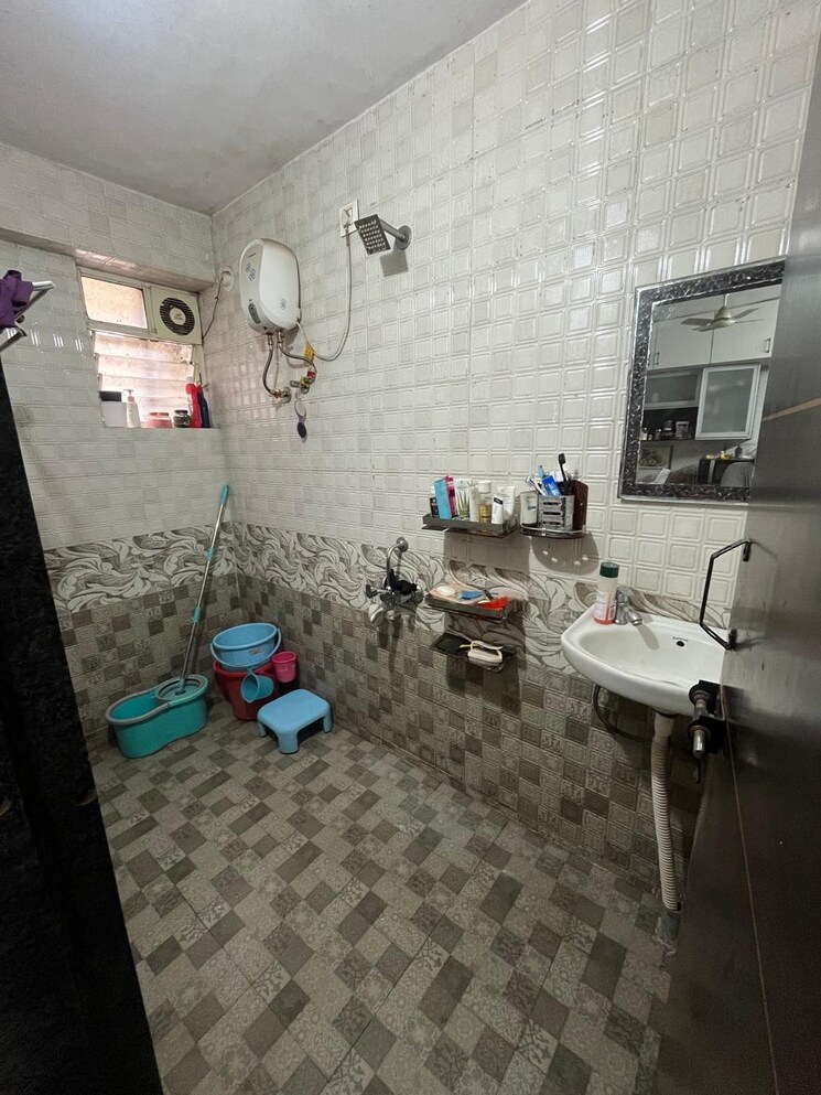 Team Area, sai-kunj 1 Bedroom 600 Sq.Ft. Apartment In Guruwar Peth Pune 9235783