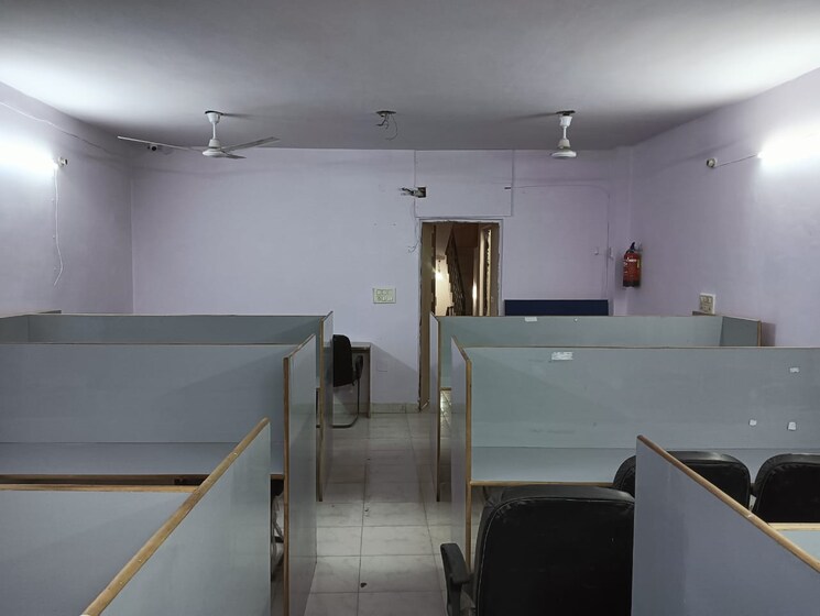 Floor Plan, dwarka mor Commercial Shop 100 Sq.Yd. In Dwarka Mor Delhi 9235874