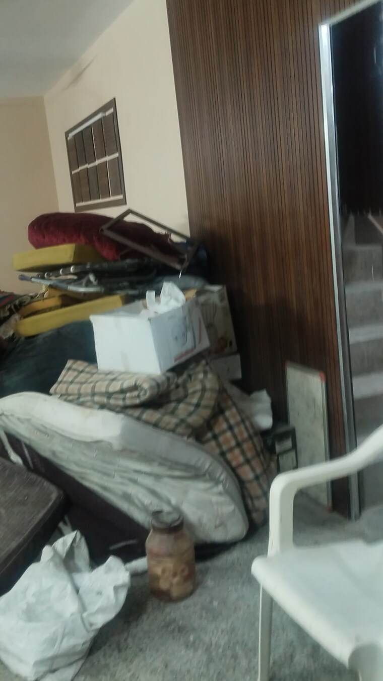 Bedroom, shivalik colony 2 Bedroom 150 Sq.Yd. Builder Floor In Shivalik Colony Delhi 9235956