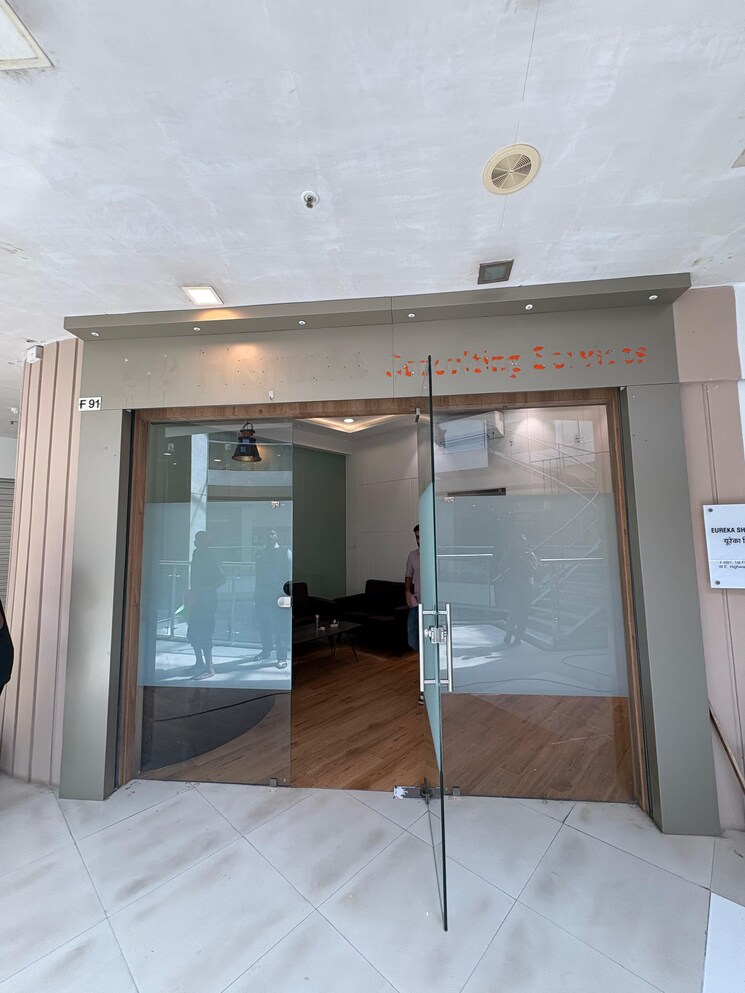 Kitchen, express-zone Commercial Office Space 550 Sq.Ft. In Malad East Mumbai 9235936