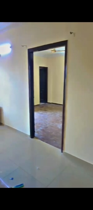 Room in 2.5 BHK Apartment at Shri Ram Heights, Raj Nagar Extension – for Sale