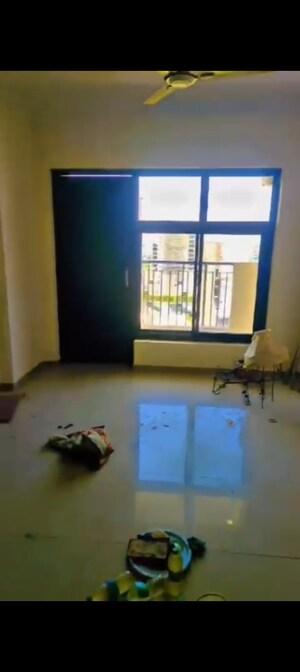 Room in 2.5 BHK Apartment at Shri Ram Heights, Raj Nagar Extension – for Sale