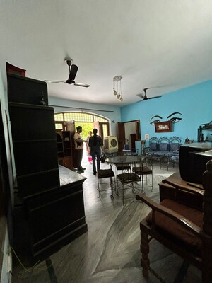 Living Room in 2 BHK Independent House at Sector 22 – for Rent