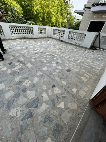 Balcony in 2 BHK Independent House at Sector 22 – for Rent