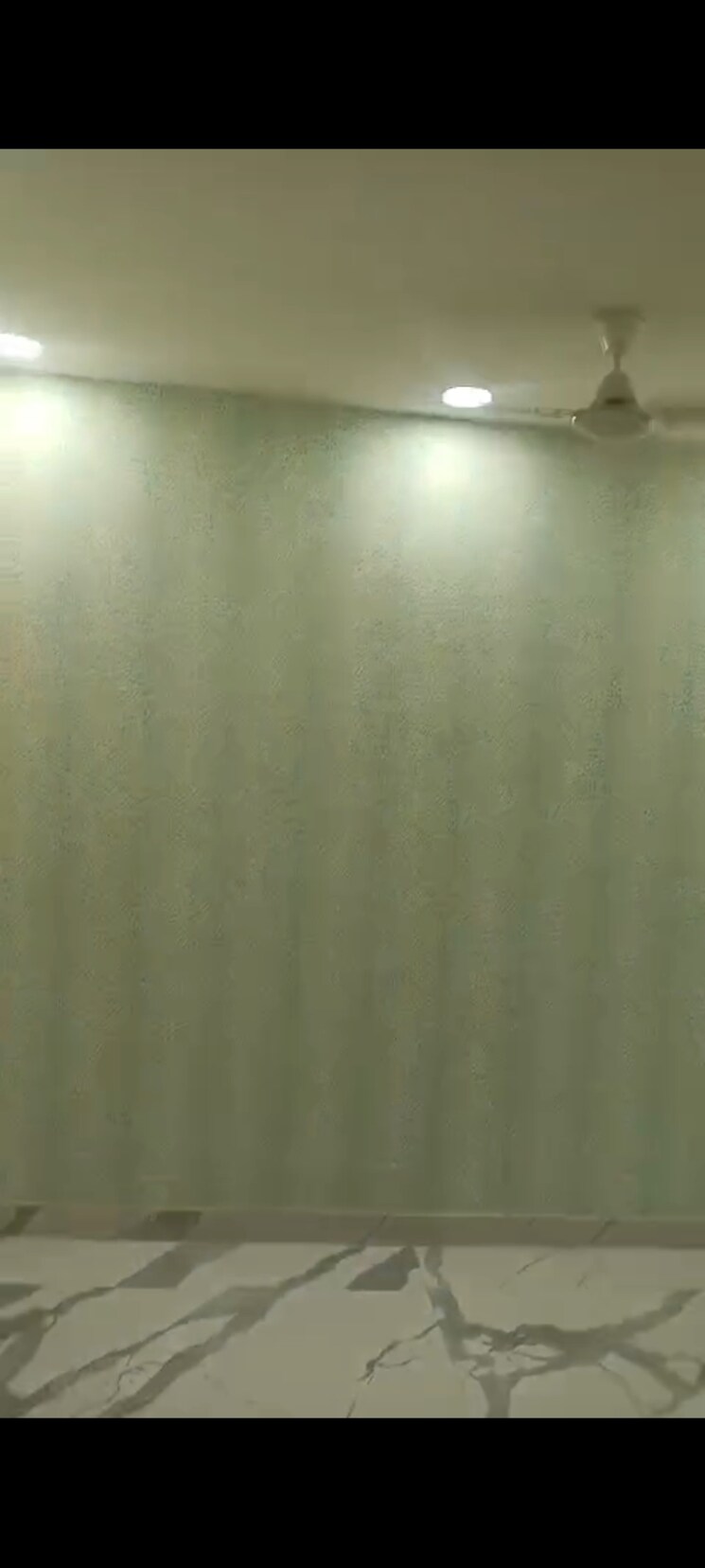 Room, sector 88 3 Bedroom 133 Sq.Yd. Builder Floor In Sector 88 Faridabad 9236076