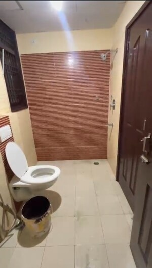 Bathroom in 4 BHK Apartment at Wave City, Wave City – for Rent