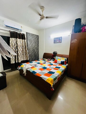 Bedroom in 3.5 BHK Apartment at Mapsko Casa Bella-Apartments, Sector 82 – for Rent