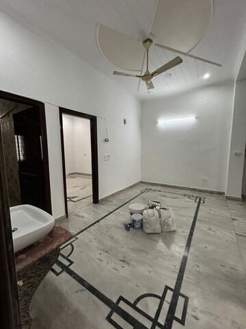 Room in 2 BHK Independent House at Sector 22 – for Rent