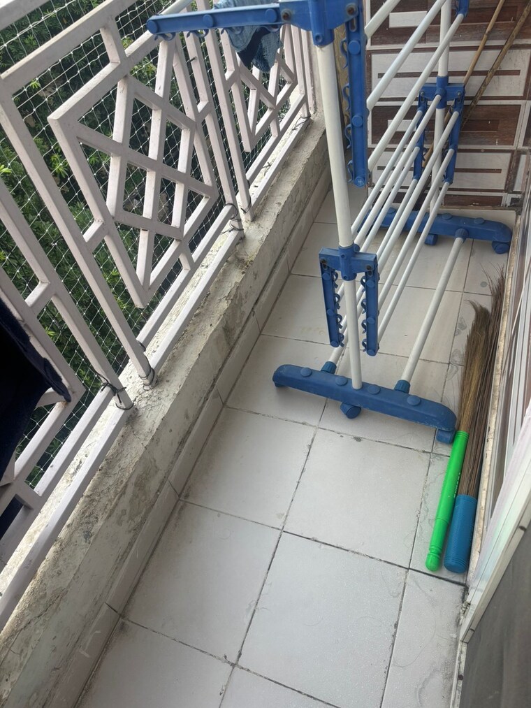 Balcony, vasundhara sector 1 2 Bedroom 800 Sq.Ft. Builder Floor In Vasundhara Sector 1 Ghaziabad 9236078