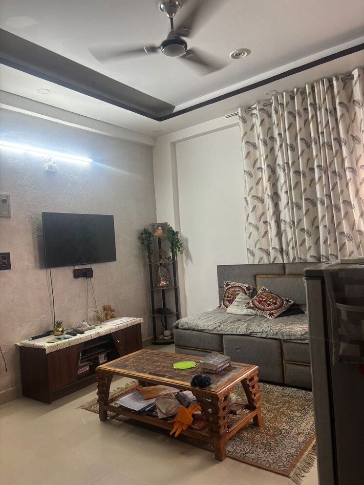 Living Room, vasundhara sector 1 2 Bedroom 800 Sq.Ft. Builder Floor In Vasundhara Sector 1 Ghaziabad 9236078