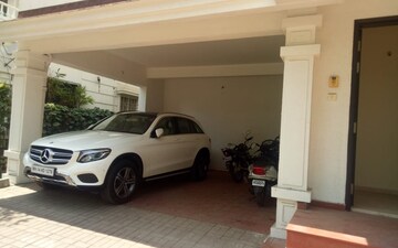 Parking in 5 BHK Apartment at Vasant Vihar Row House III, Baner – for Rent