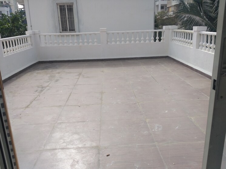 Kitchen, vasant-vihar-row-house-iii 5 Bedroom 6000 Sq.Ft. Apartment In Baner Pune 9236109