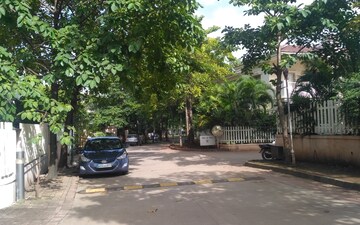 Parking in 5 BHK Apartment at Vasant Vihar Row House III, Baner – for Rent