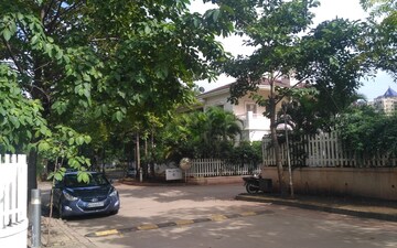 Parking in 5 BHK Apartment at Vasant Vihar Row House III, Baner – for Rent