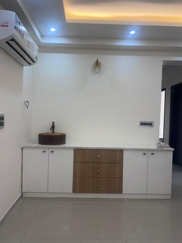 Room in 4 BHK Apartment at DLF New Town Heights III, Sector 91 – for Rent