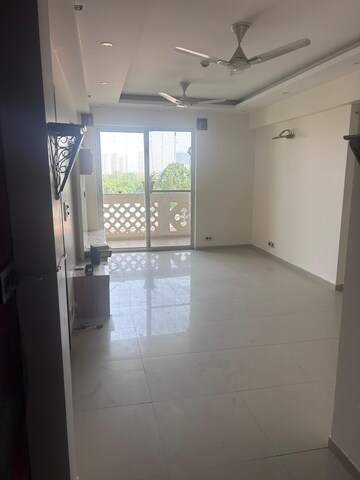 Room in 4 BHK Apartment at DLF New Town Heights III, Sector 91 – for Rent