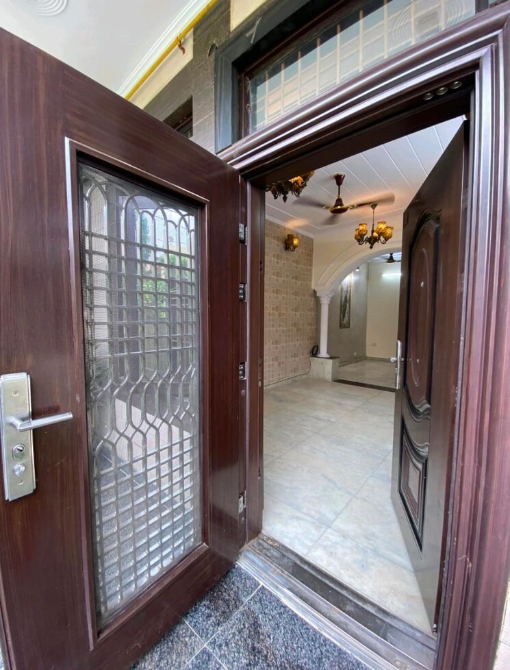 undefined, vasundhara sector 1 3 Bedroom 850 Sq.Ft. Builder Floor In Vasundhara Sector 1 Ghaziabad 9236247