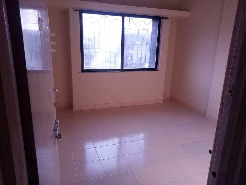 1 BHK 514 Sq.Ft. Apartment in Prasad Apartment Dahanukar Colony