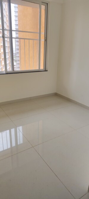 Room in 2 BHK Apartment at Kolte Patil Life Republic, Hinjewadi – for Rent