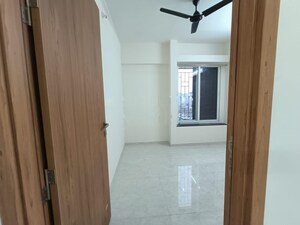Room in 3 BHK Apartment at Majestique Marbella Phase 1, Kharadi – for Rent