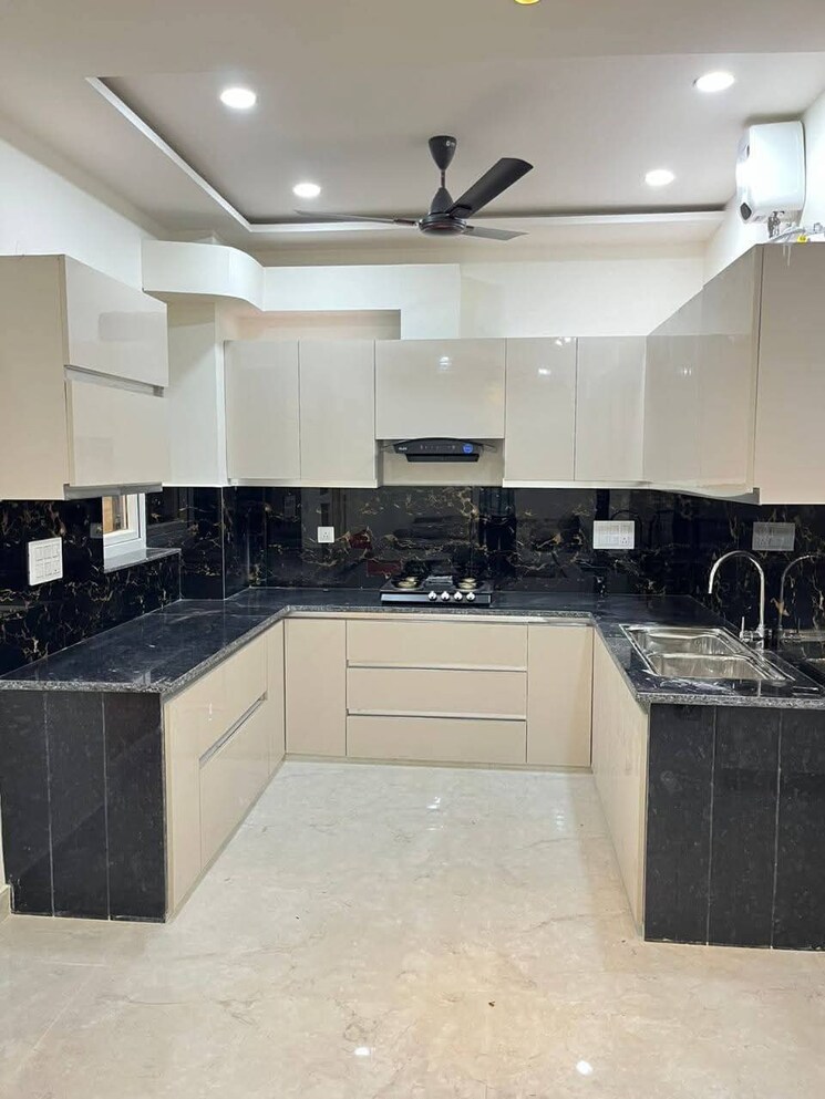 Kitchen, saket 1 Bedroom 500 Sq.Ft. Builder Floor In Saket Delhi 9236365