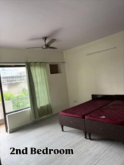 2.5 BHK + Study Room Apartment For Sale in Paramount Symphony