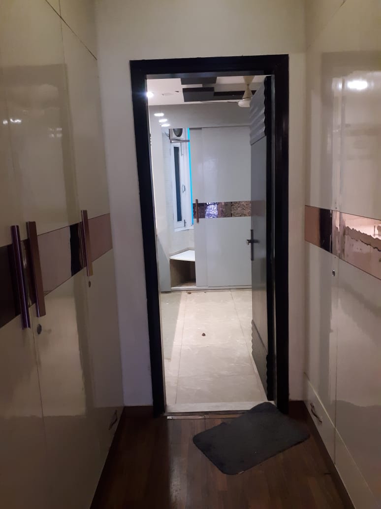 3 BHK + Servant Room Builder Floor For Rent in SS Mayfield Gardens