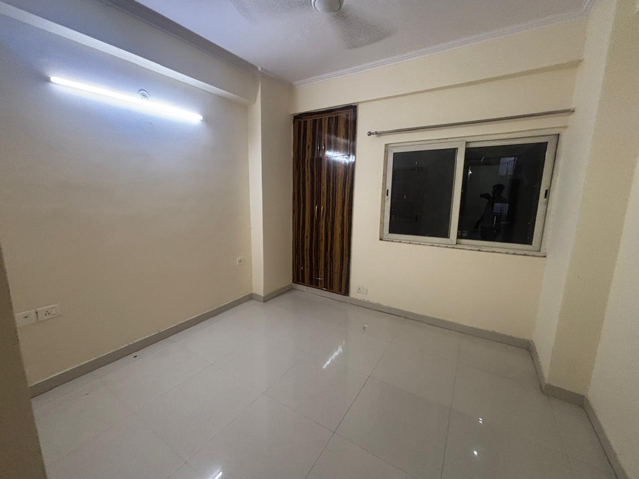 2.5 BHK + Study Room Apartment For Rent in Futec Gateway