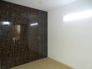 Room in 4 BHK Apartment at DLF New Town Heights I, Sector 90 – for Sale