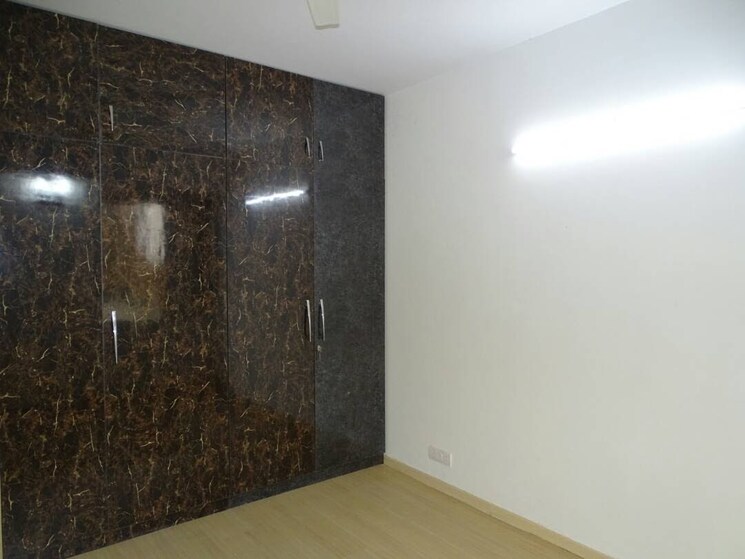 Room, dlf-new-town-heights-i 4 Bedroom 2630 Sq.Ft. Apartment In Sector 90 Gurgaon 9236364