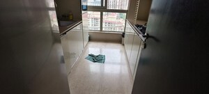 1 RK Apartment For Rent in UK Iridium, Kandivali East