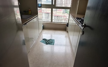 1 RK Apartment For Rent in UK Iridium, Kandivali East