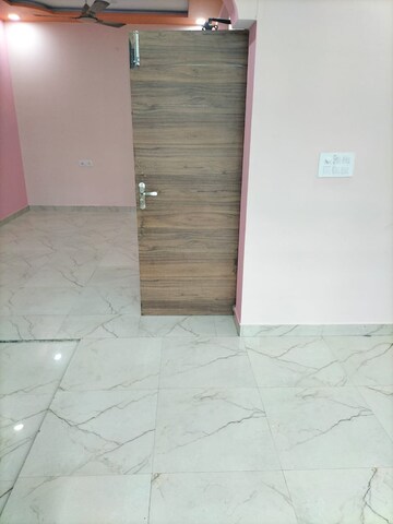 Room in 3 BHK Builder Floor at Vasundhara Sector 1 – for Sale