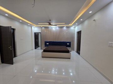 Living Room in 2 BHK Builder Floor at True Villas Forteasia The Grand, Sector 35 – for Sale