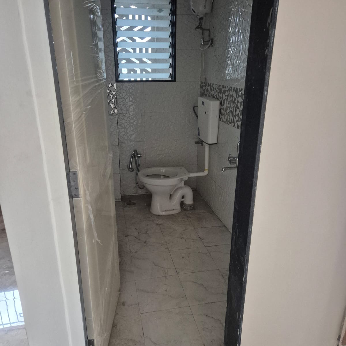 1 BHK + Study Room 425 Sq.Ft. Apartment in Aayesha Palace