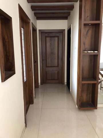 2.5 BHK Apartment For Rent in Oberoi Realty Splendor, Andheri East