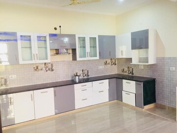 Kitchen in 3 BHK Builder Floor at Uppal Southend, Sector 49 – for Rent